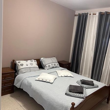 Ptolemaidos Cosy Family Apartment Lárnaka Kültér fotó