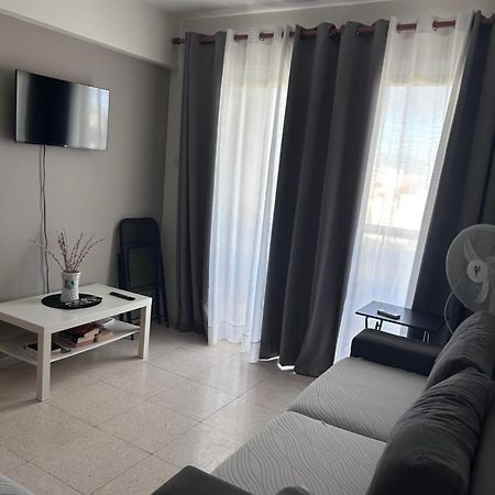 Ptolemaidos Cosy Family Apartment Lárnaka Kültér fotó