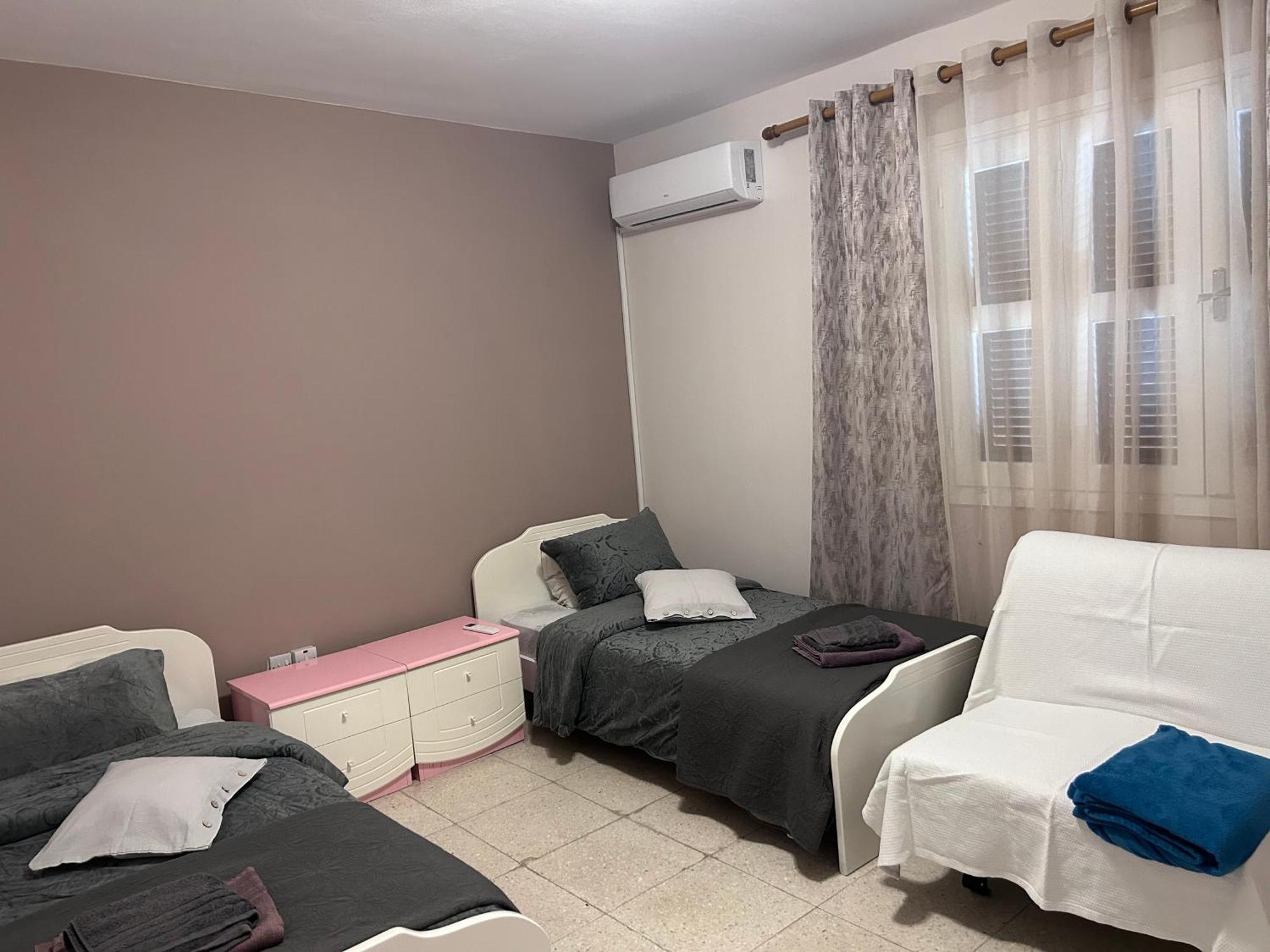 Ptolemaidos Cosy Family Apartment Lárnaka Kültér fotó